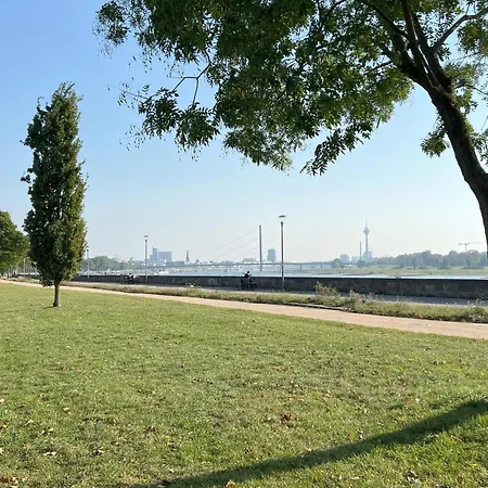 Fair Spot- Ihr Messespot - 5 Minutes To Fair, 10 Minutes To Center Apartment *