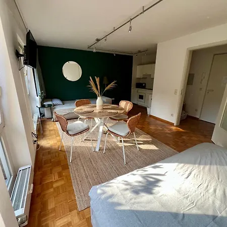 Fair Spot- Ihr Messespot - 5 Minutes To Fair, 10 Minutes To Center Apartment Dusseldorf